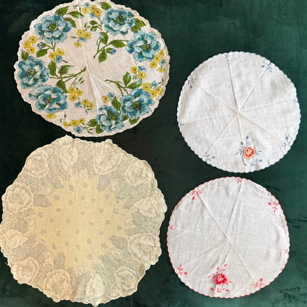 Vintage Floral Handkerchief Set of 4 Scalloped Edge Embroidered Printed Cotton